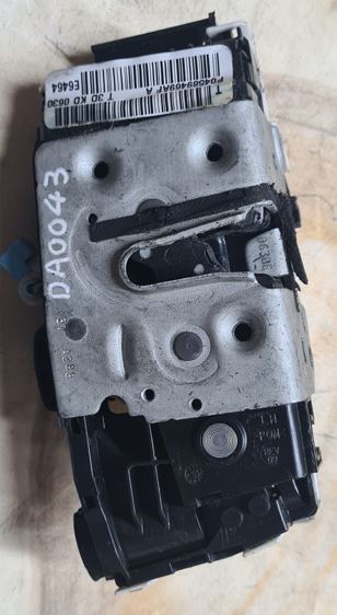 JEEP  Cherokee KK Left front door actuator DA0043 04589469AF