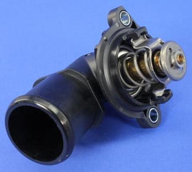 Thermostat housing For 3.0L Jeep Grand Cherokee WK2 WK3