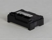 Load image into Gallery viewer, Transfer case control module for 3.6L 5.7L 6.4L Jeep Grand Cherokee WK1